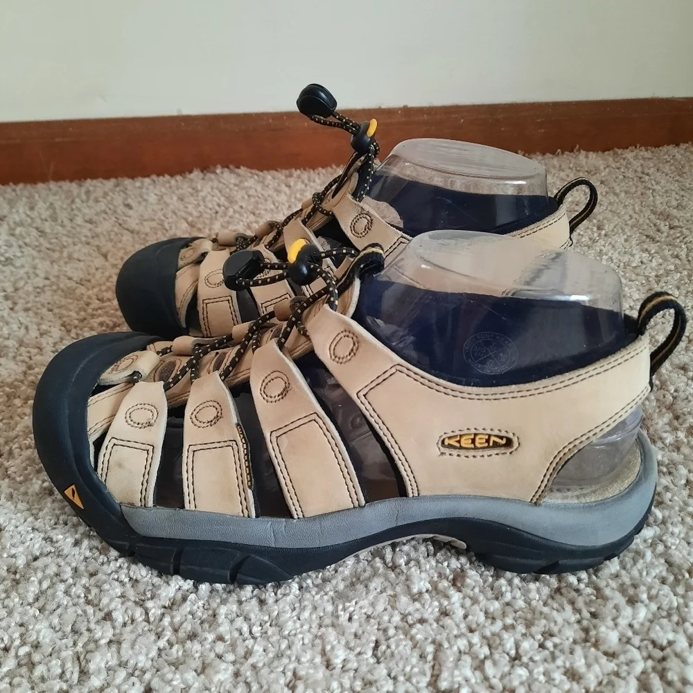 Keen Newport Leather Hiking Sandals Light Tan Pull Cord Slip On Size 7